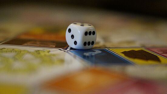 Spieleabend. 
Spielepädagogik praktisch