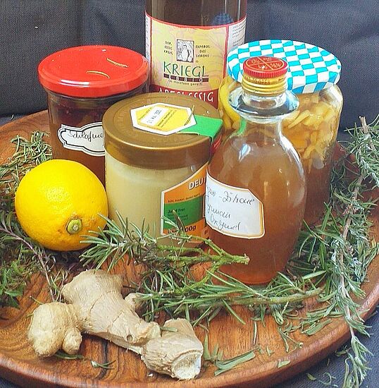 Kräuter Oxymel - Geschichte, Wirkung, Anwendung und Herstellung